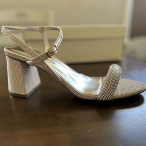 Anne Klein- Athena dress sandal Size 9